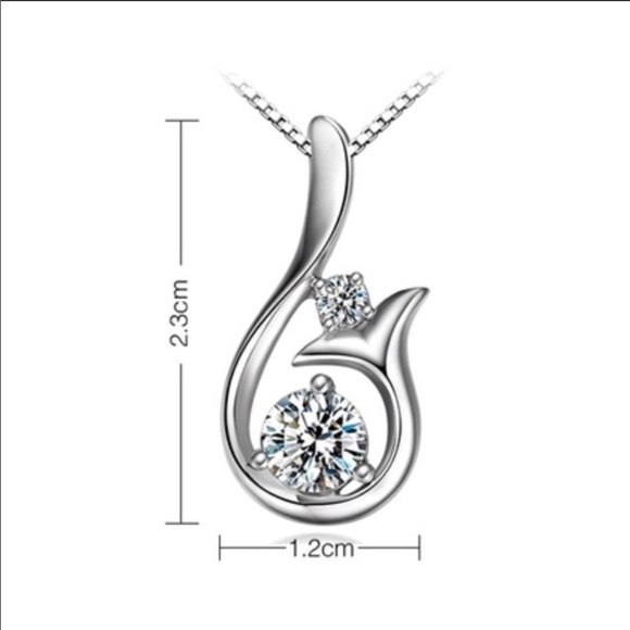 Sterling pendant and chain with rhinestone - Picture 3 of 3